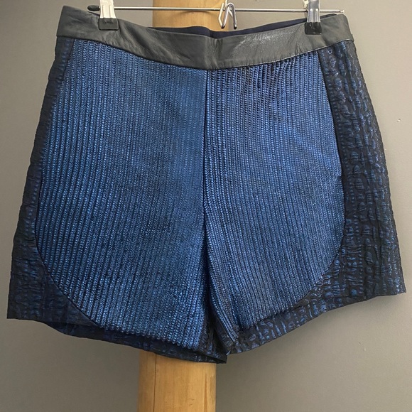 Monique Lhuillier blue metallic with leather waste band. Size 8 - Picture 1 of 3